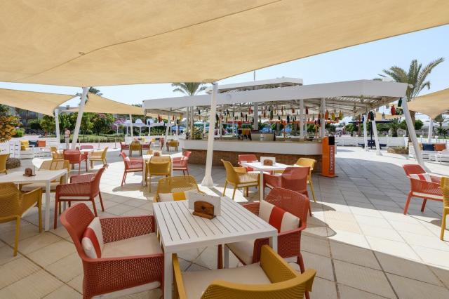 Hotel Desert Rose Resort