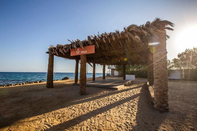 Hotel Desert Rose Resort