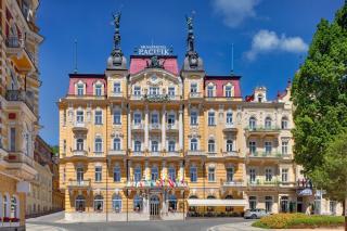 Hotel Pacifik