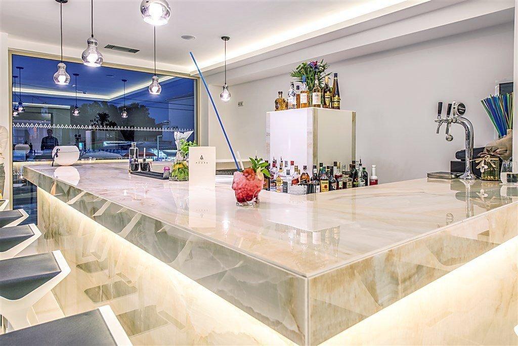 Hotel Azure Resort
