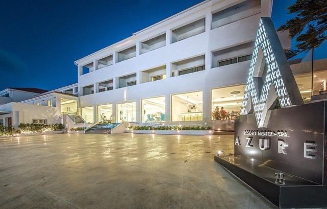 Hotel Azure Resort