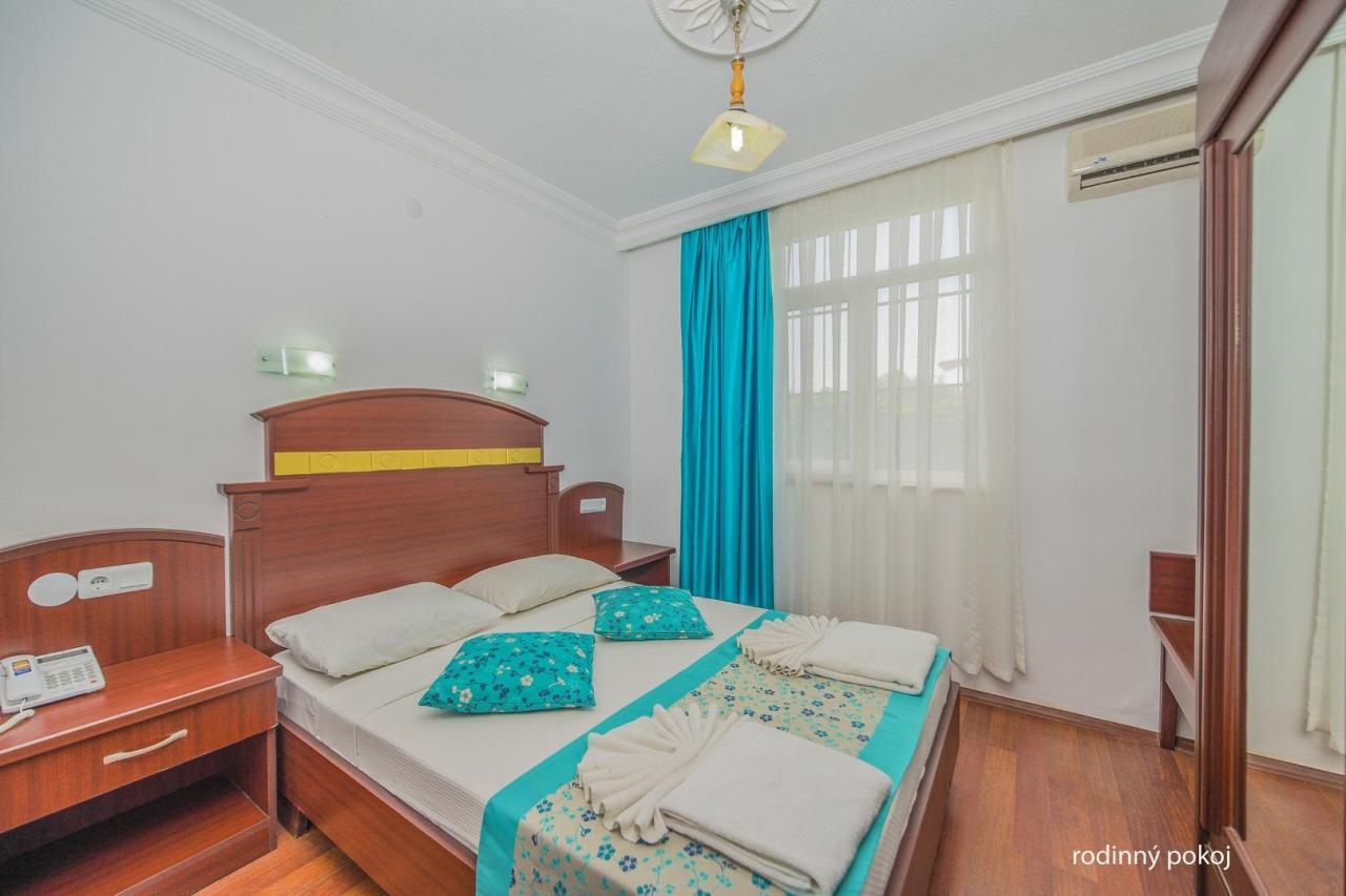 Hotel Sunberk Side