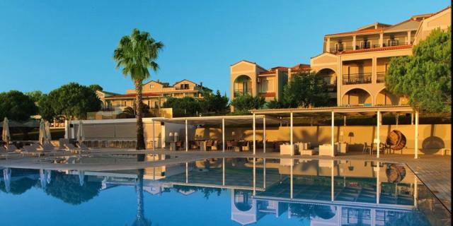 The Bay Hotel & Suites