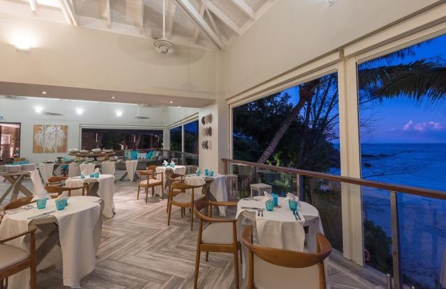 Carana Beach Hotel