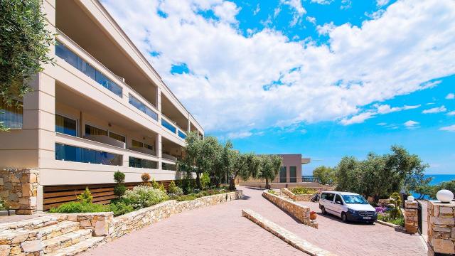 Hotel Aeolis