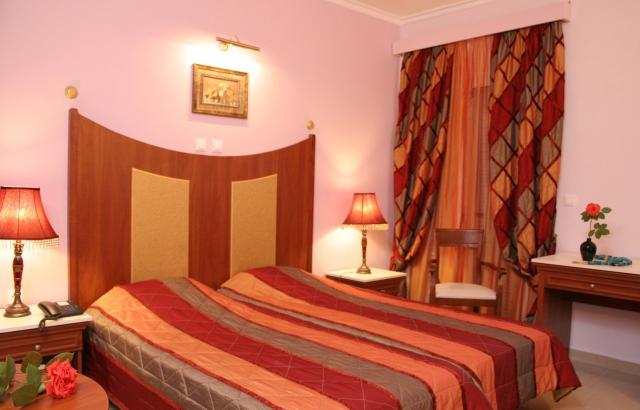 Hotel Ionis Art