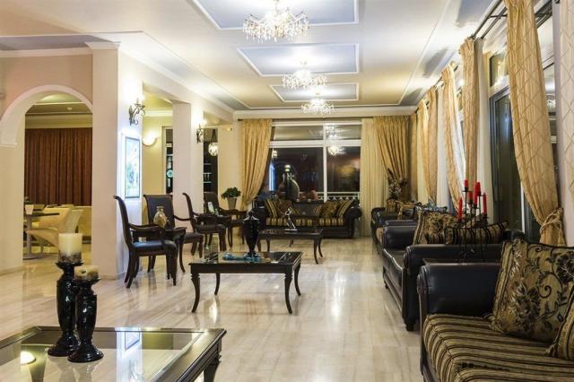Hotel Ionis Art