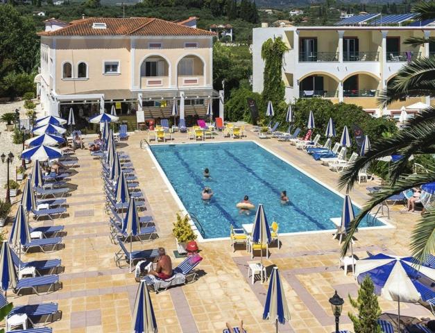 Hotel Ionis Art