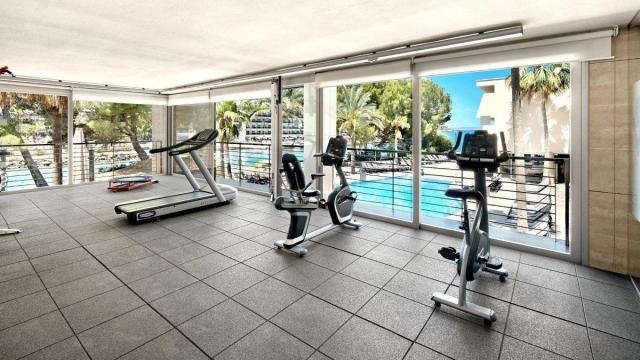 Hotel Occidental Cala Vinas