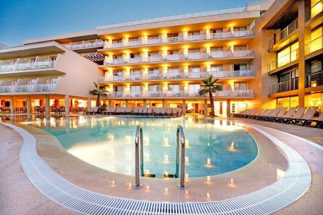 Hotel Occidental Cala Vinas