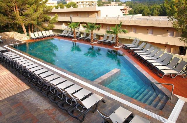 Hotel Occidental Cala Vinas