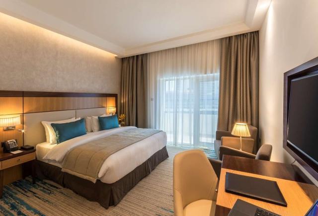 Hotel Golden Tulip Media