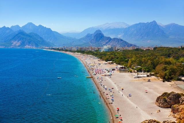 Zapomenutá hora Nemrut aneb cesta na východ Turecka