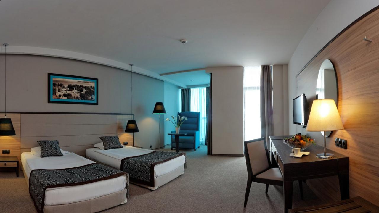 Astera Hotel & Spa