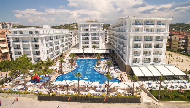 Hotel Grand Blue Fafa