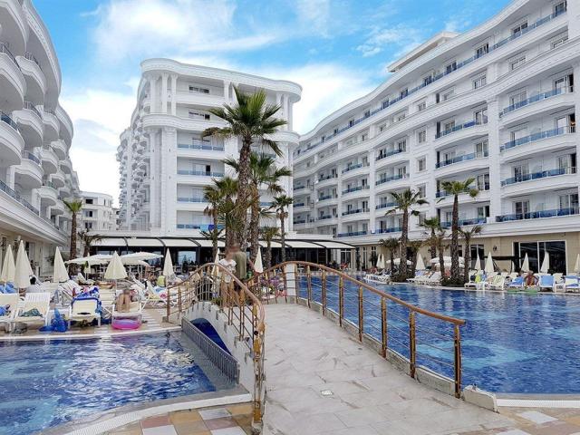 Hotel Grand Blue Fafa