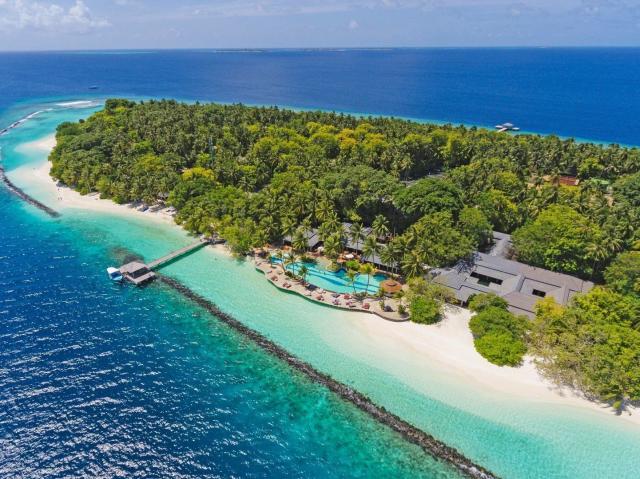 Royal Island Resort & Spa Maldives