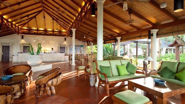 Royal Island Resort & Spa Maldives