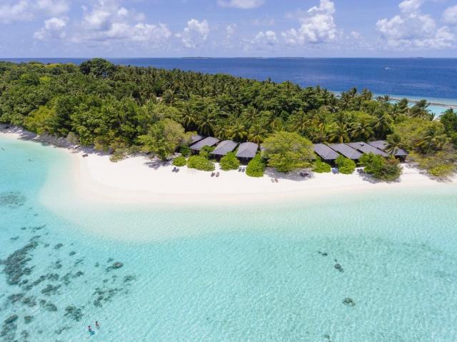 Royal Island Resort & Spa Maldives