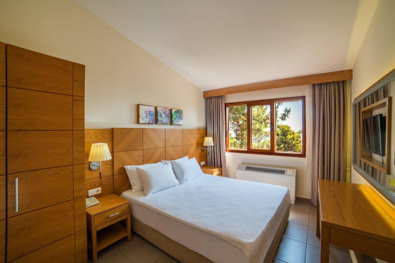 Hotel Pine Bay Holiday Resort