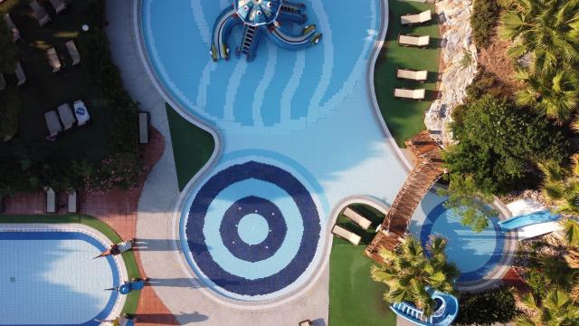 Hotel Pine Bay Holiday Resort