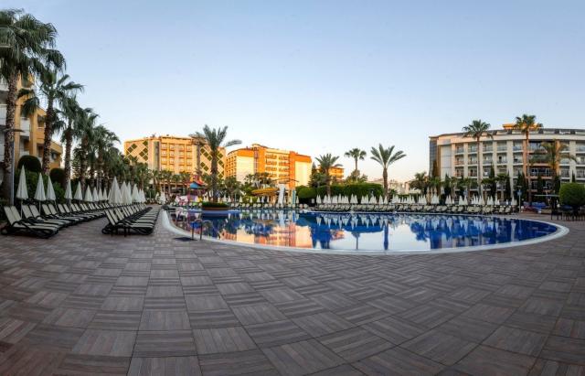 Hotel My Home Resort