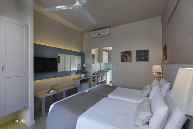Hotel Acharavi Beach