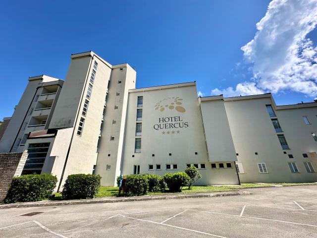 Hotel Quercus