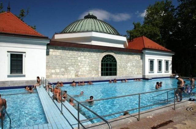 Hotel Eger