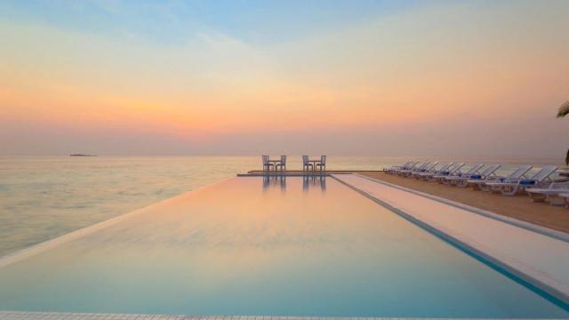 Hotel Sandies Bathala Resort