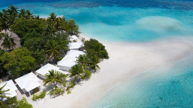 Hotel Sandies Bathala Resort