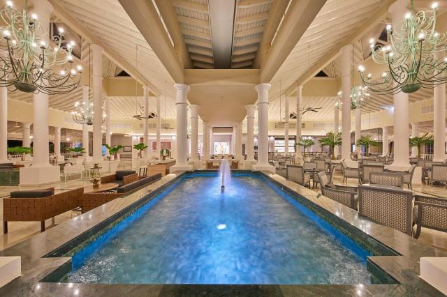 Hotel Bahia Principe Luxury Ambar