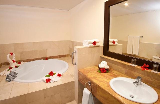 Hotel Catalonia Bavaro Beach & Golf Resort