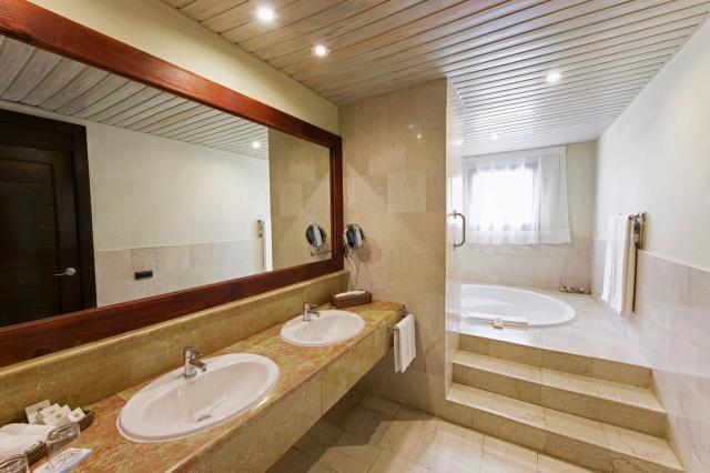 Hotel Catalonia Bavaro Beach & Golf Resort