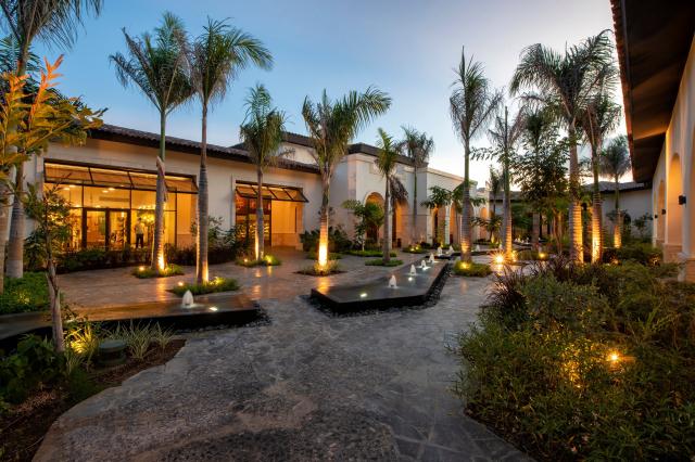 Hotel Lopesan Costa Bávaro Resort, Spa & Casino