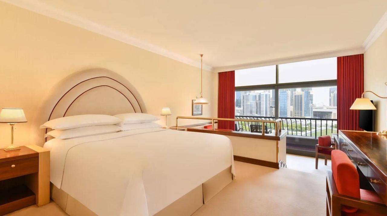 Sheraton Grand Doha Resort & Convention Hotel