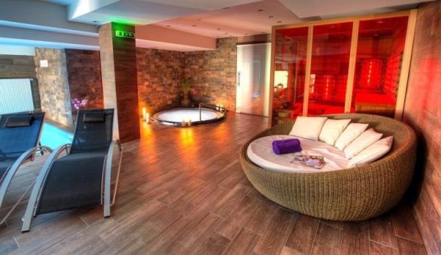 Hotel Pieris