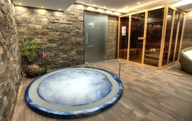 Hotel Pieris