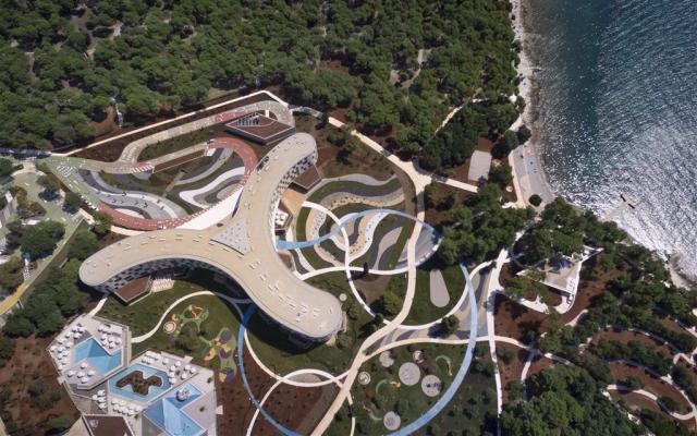 Family hotel Amarin