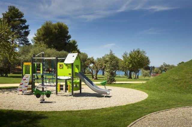 Family hotel Amarin