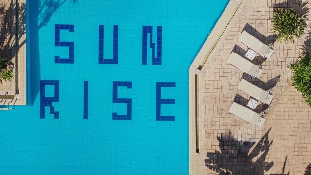 Hotel Sunrise