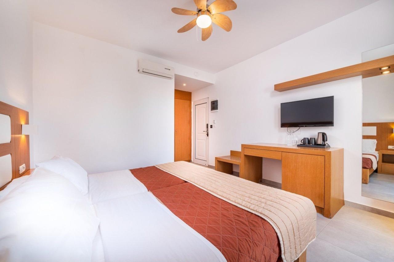 Hotel Summer Village