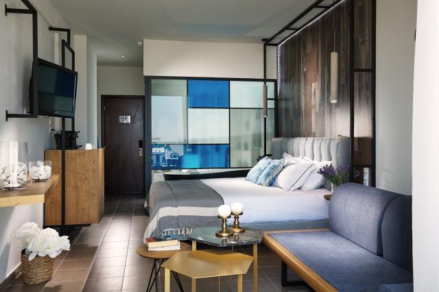 Hotel Blue Dream Palace