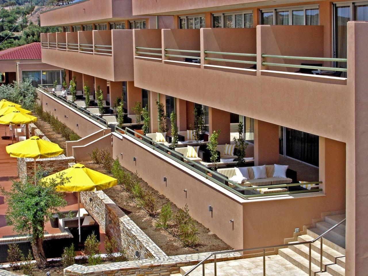 Hotel Royal Paradise Beach Resort & Spa