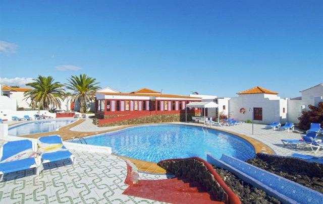 Castillo Beach Bungalows