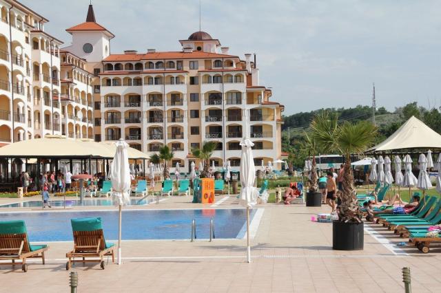 Hotel Sunrise All Suites