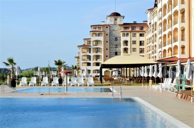 Hotel Sunrise All Suites