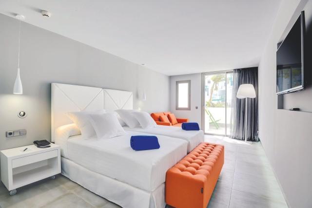 Hotel Barcelo Teguise Beach