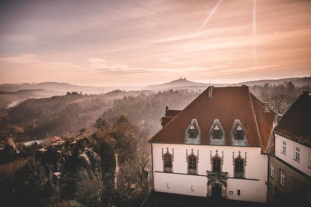 Zámecký Hotel Hrubá Skála