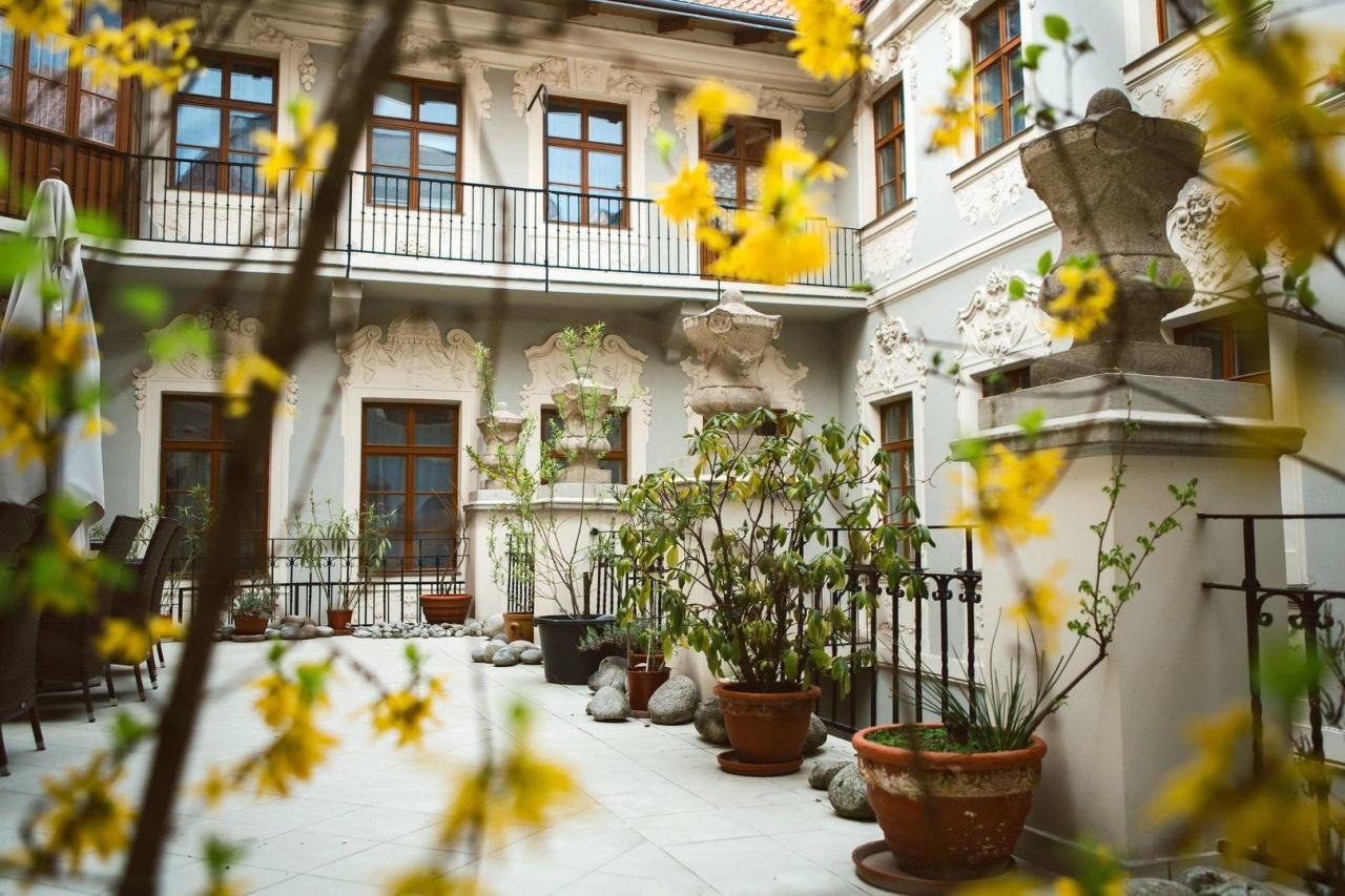 Hotel U Zlatého jelena